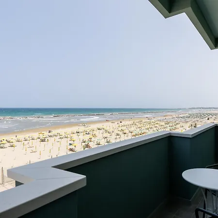 Acquamarina Viserba 3*