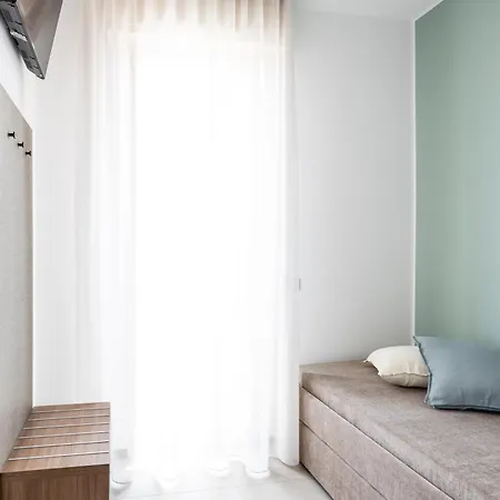 Acquamarina Viserba 酒店