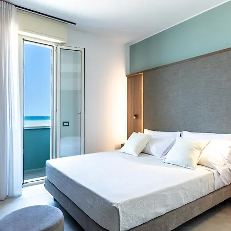 Acquamarina Viserba 3*