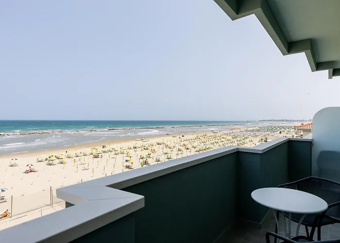 Acquamarina Viserba 3*