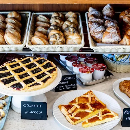 Acquamarina Viserba Hotel 3*