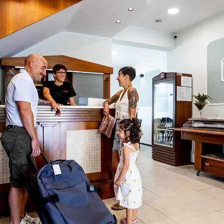 Acquamarina Viserba Hotel 3*