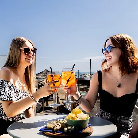 Acquamarina Viserba מלון