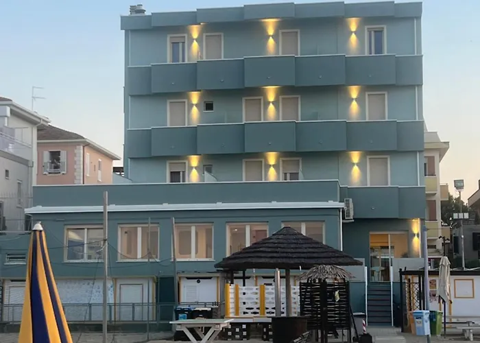 Acquamarina Viserba فندق 3*