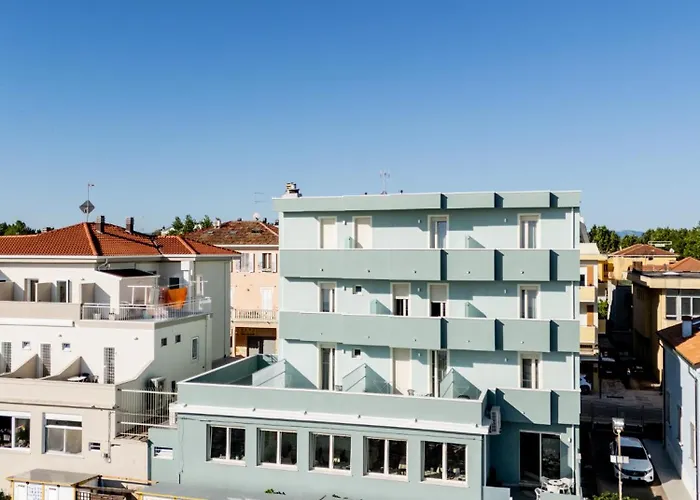 Acquamarina Viserba 호텔